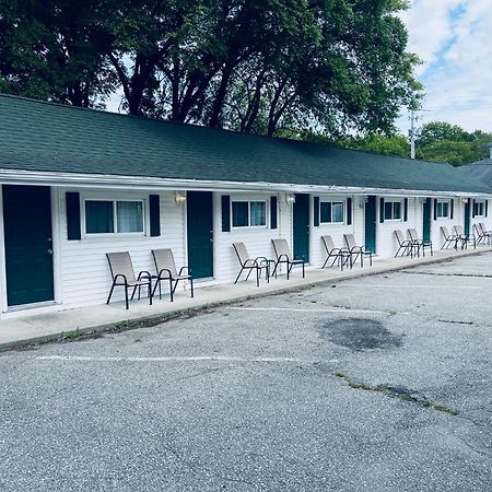 Mackenzie Motel & Cottages Шелберн Экстерьер фото
