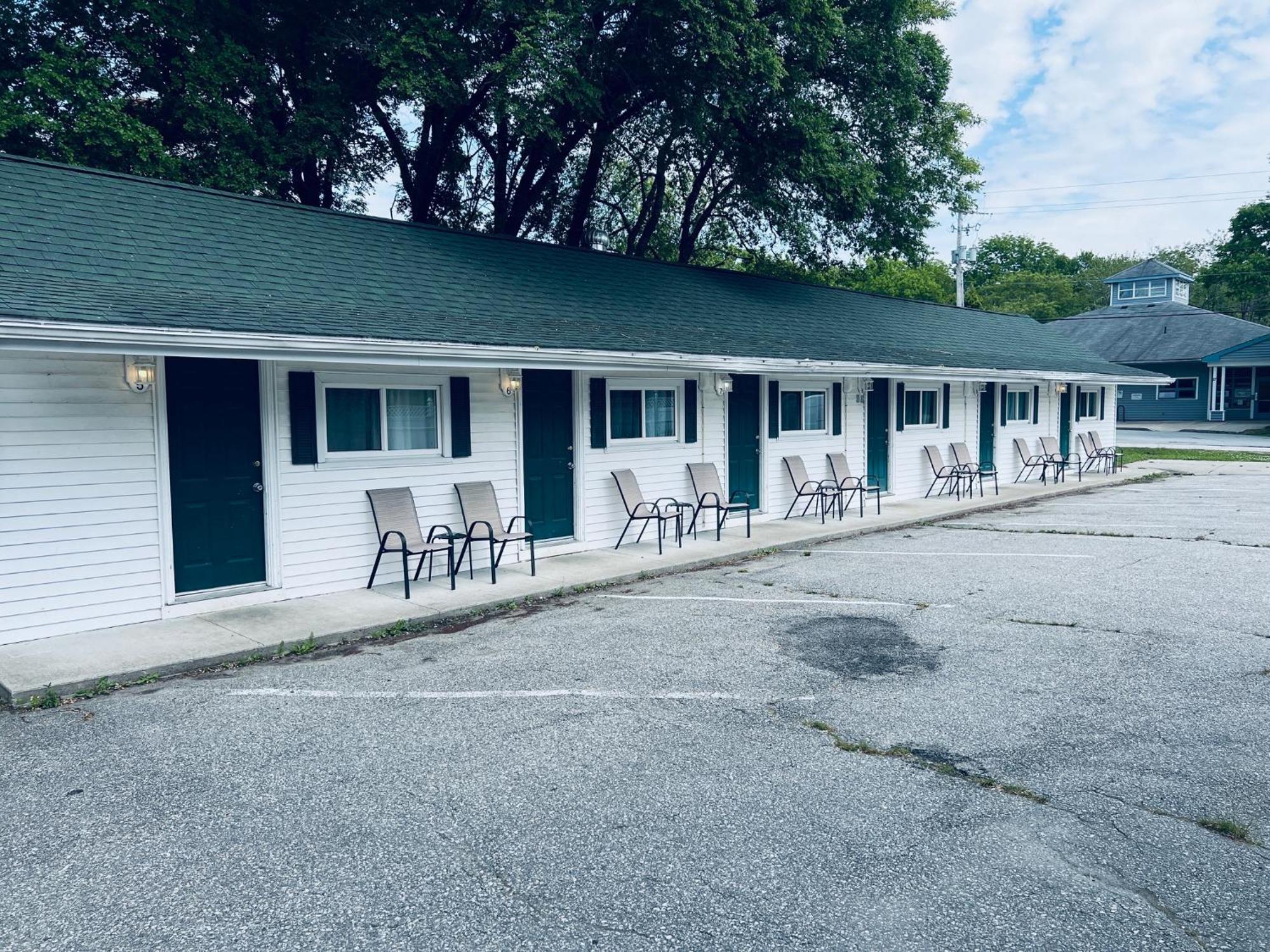 Mackenzie Motel & Cottages Шелберн Экстерьер фото